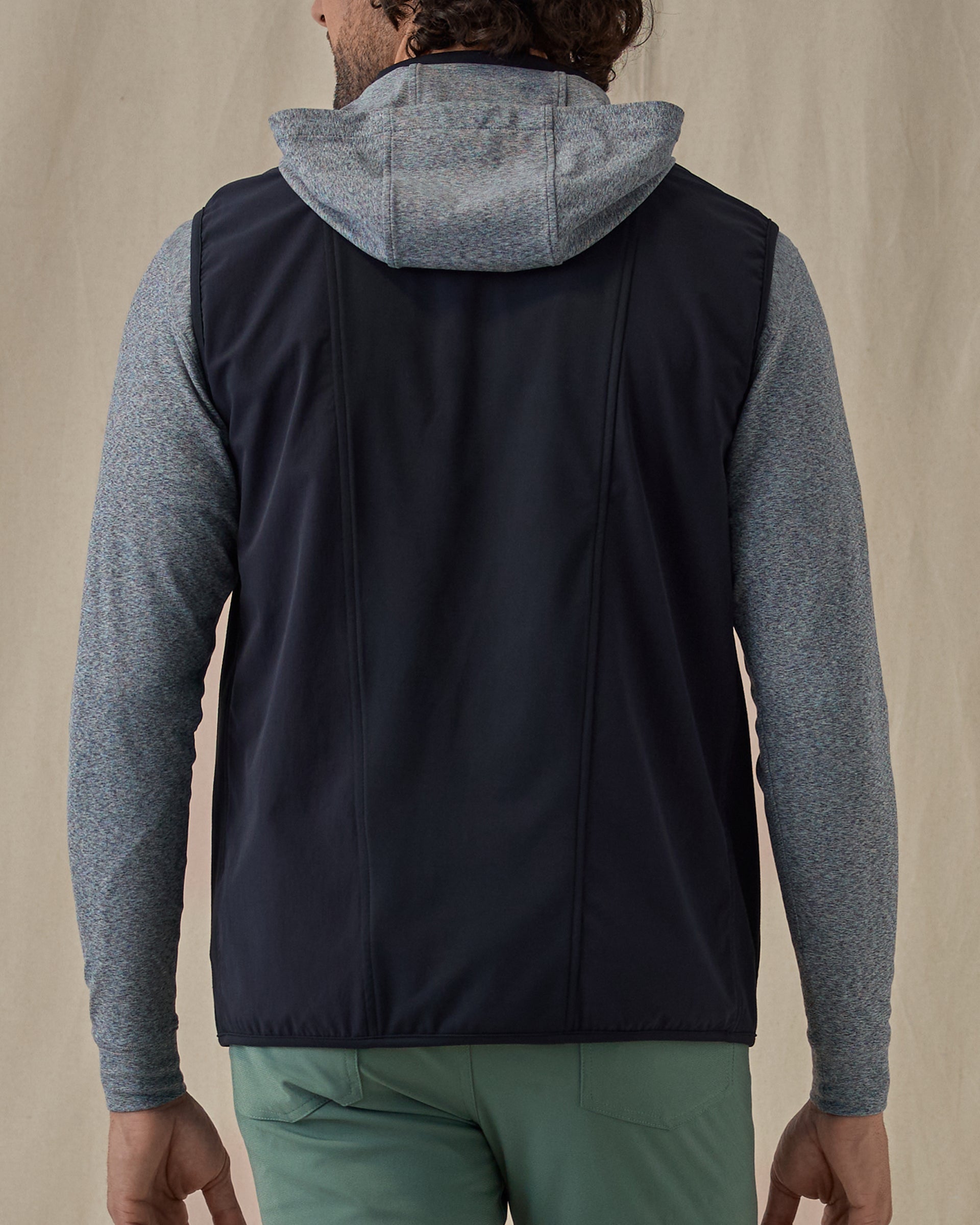 Straight Down Zephyr Hybrid Vest - Black