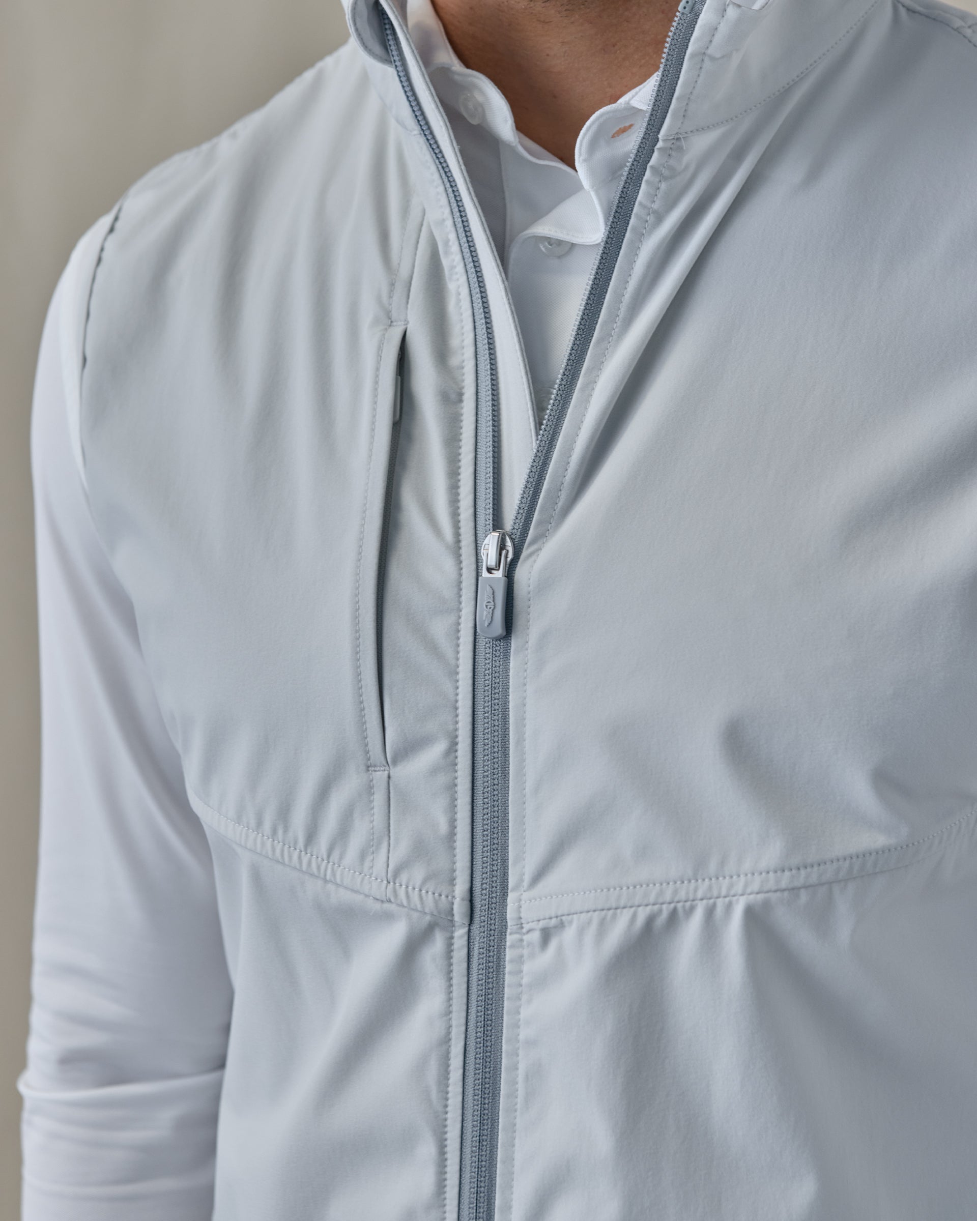 Straight Down Zephyr Hybrid Vest - Silver