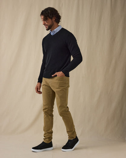Straight Down Ballesteros V-Neck Sweater - Black