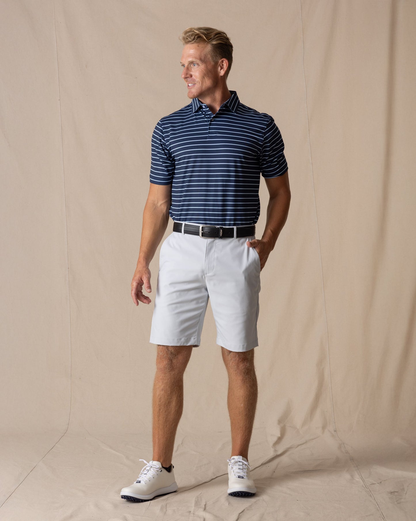 Straight Down Maverick Twill Short - Silver