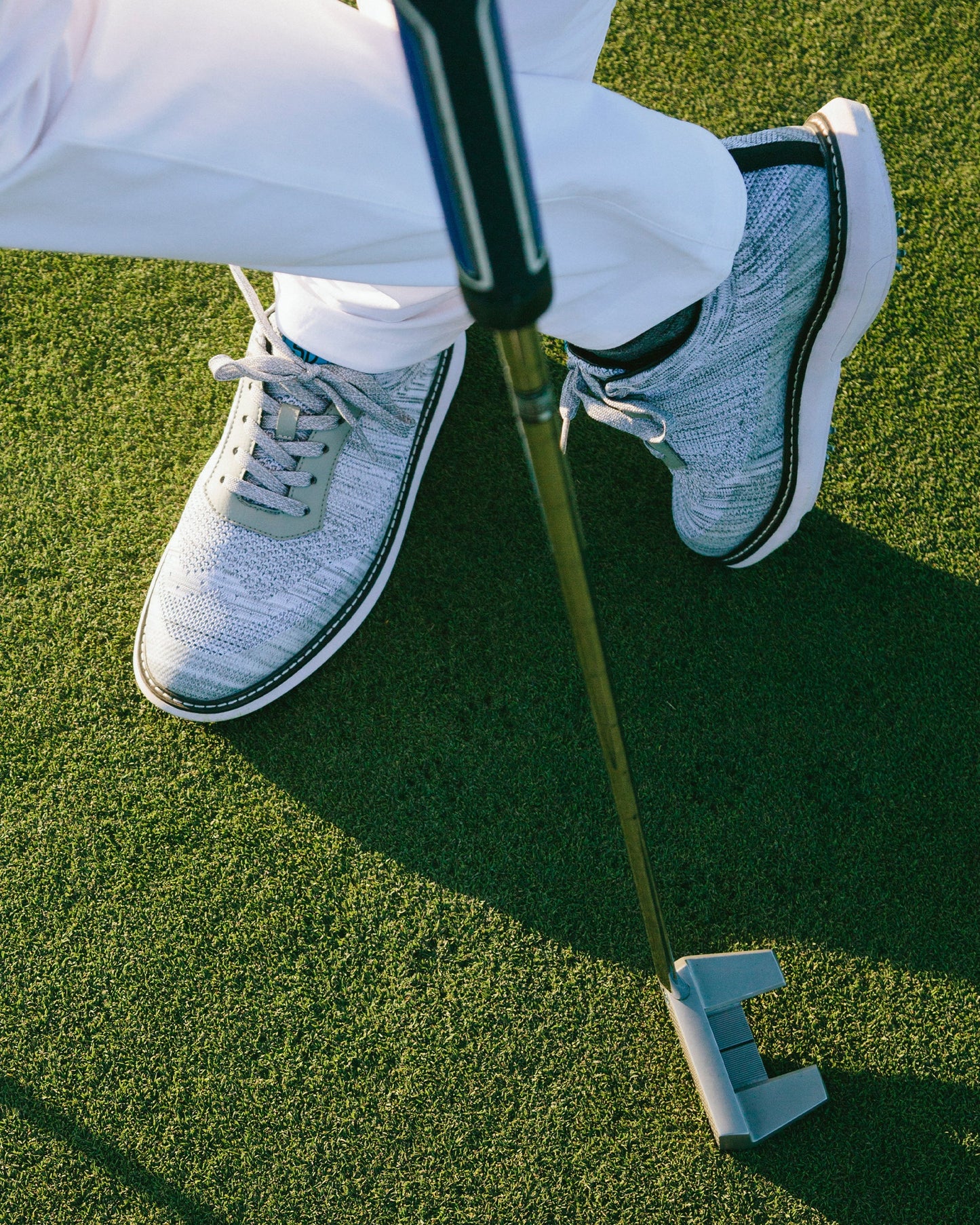 Straight Down Challenger Shoe - Carbon