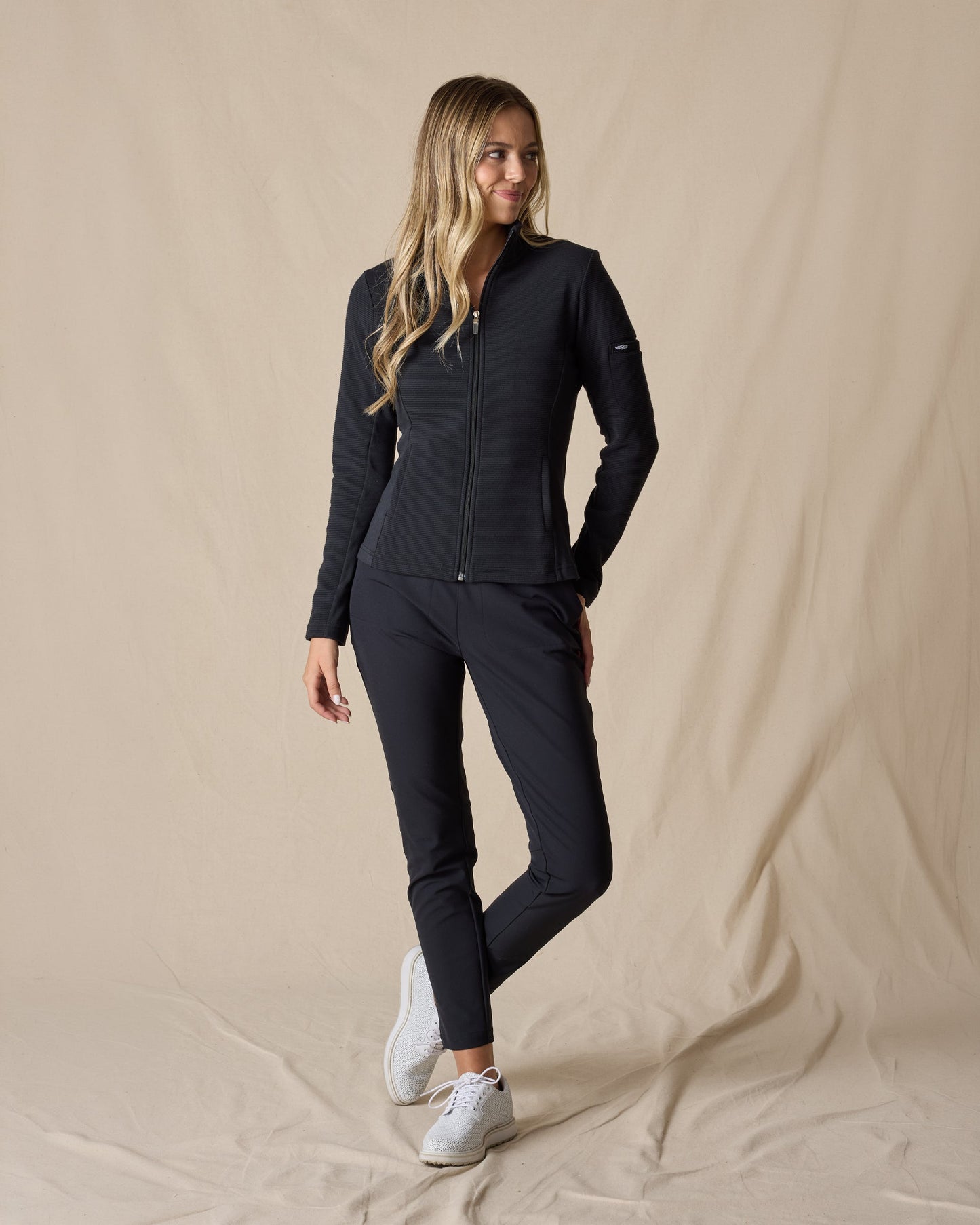 Straight Down Swing Jacket - Black