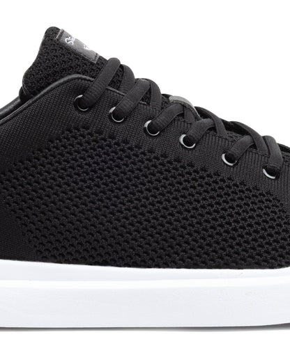 Straight Down Field V3 Shoe - Black